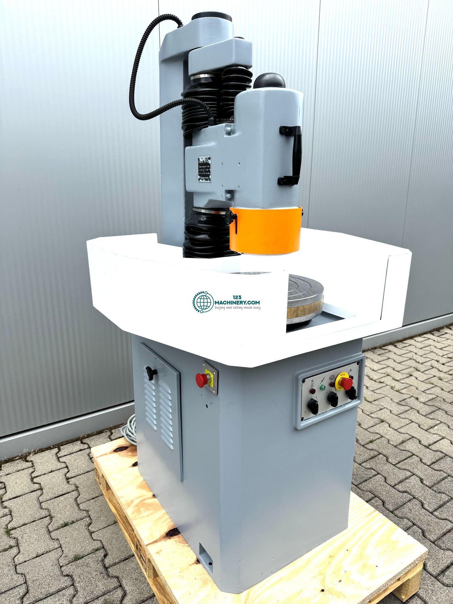 DELTA LC 400 - Rundtischflachschleifmaschine